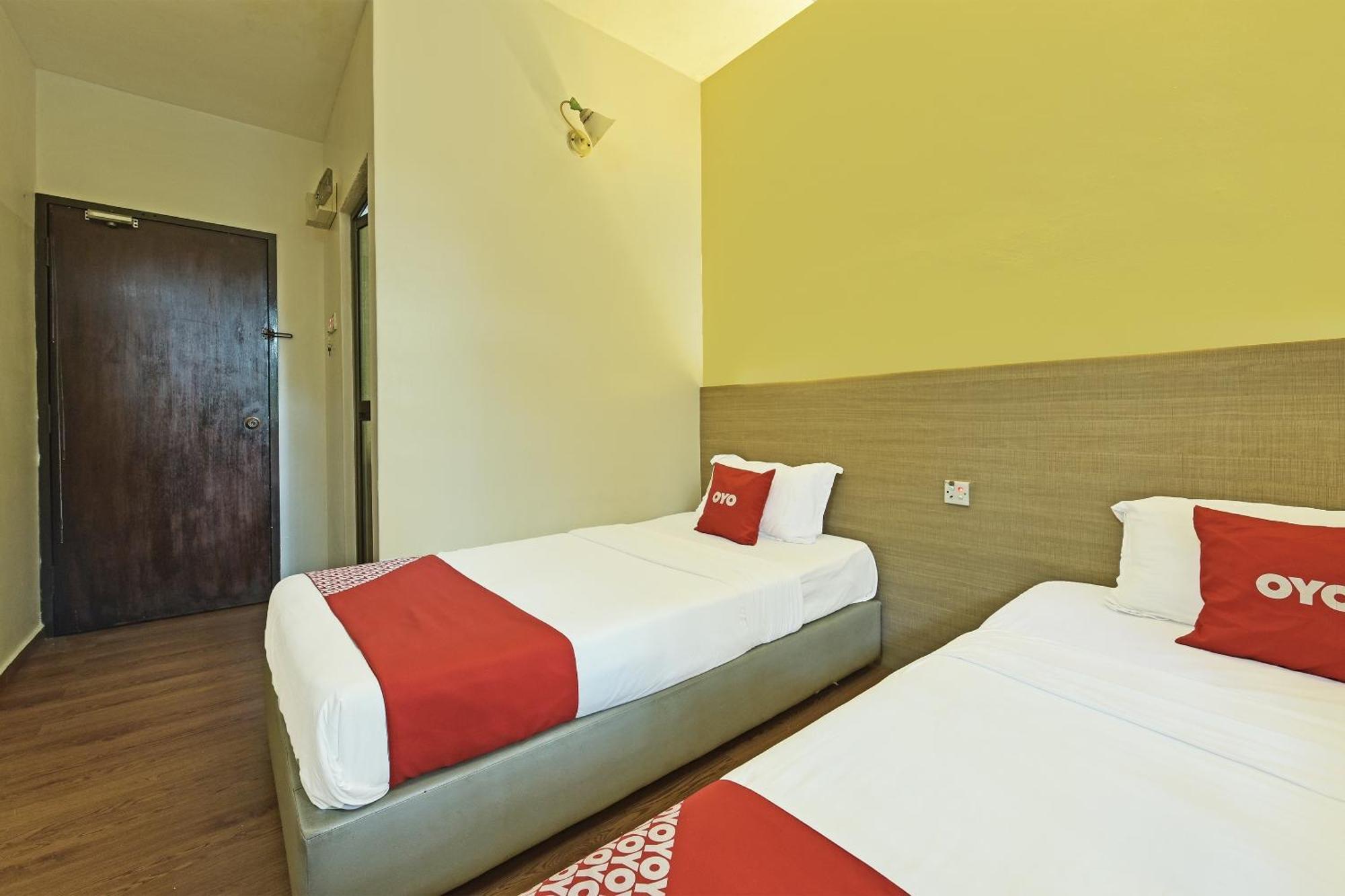 Super Oyo 44036 Hotel De Perdana Hill Batu Pahat Exterior foto