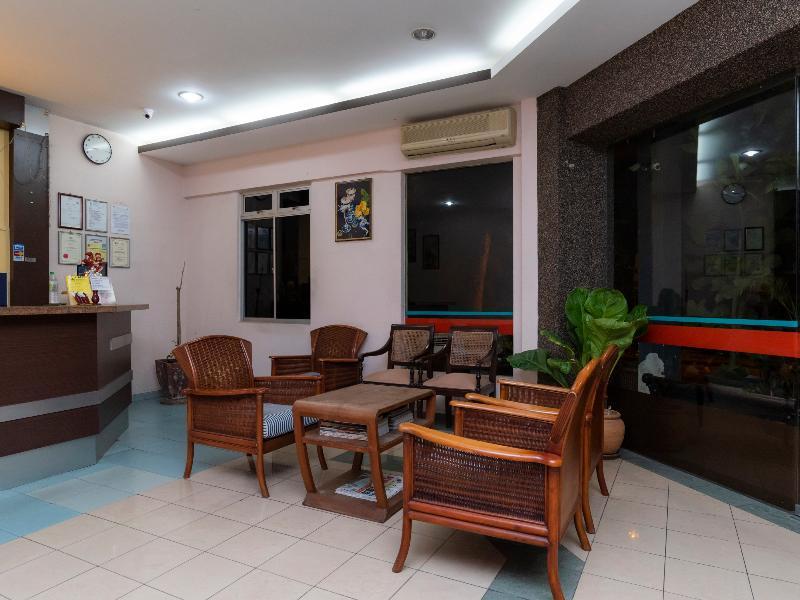 Super Oyo 44036 Hotel De Perdana Hill Batu Pahat Exterior foto